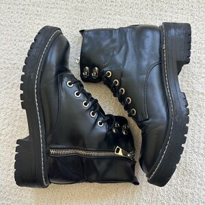 STRADIVARIUS black ankle boots